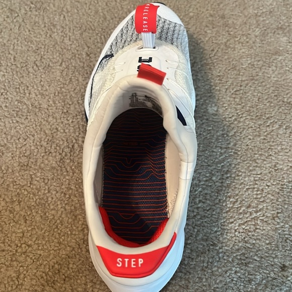 Limited Edition 2020 Tokyo Olympic Nike Tempo Flyease Slipon Sneakers - 8.5 - Picture 10 of 10